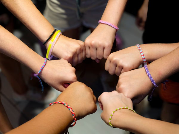 Cozy Crafters Club: friendship bracelets